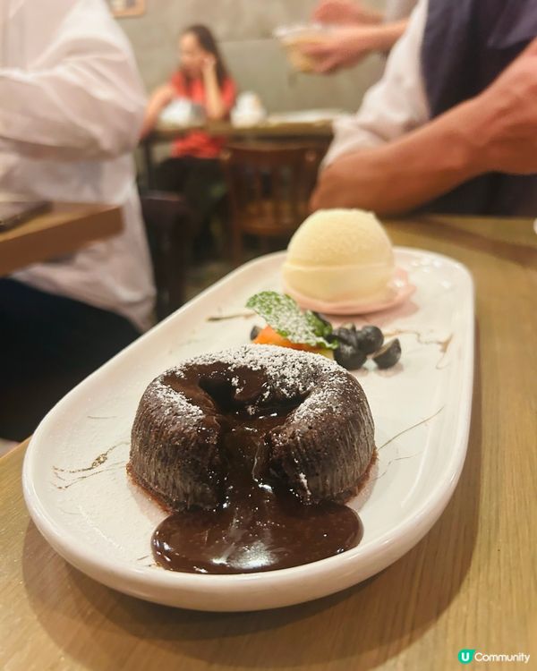 千色西餐初體驗！蘋果木燒豬鞍超正🤤