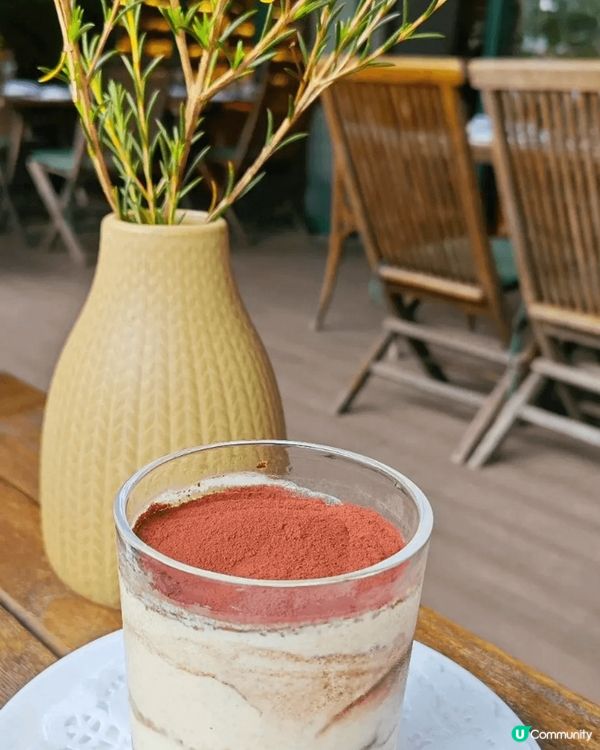 早前同朋友去咗中環大館附近嘅意大利餐廳 Abbraccio，...