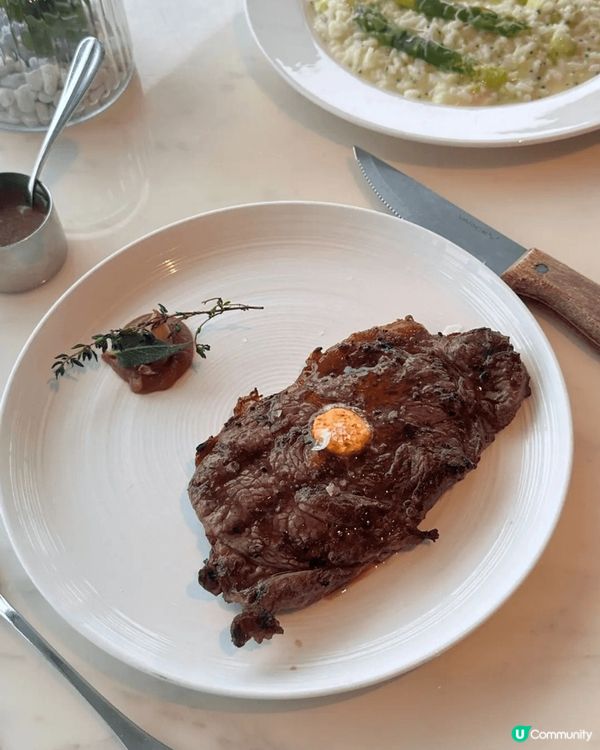 位於尖沙咀的 ʜᴀʀʙᴏᴜʀsɪᴅᴇ ɢʀɪʟʟ