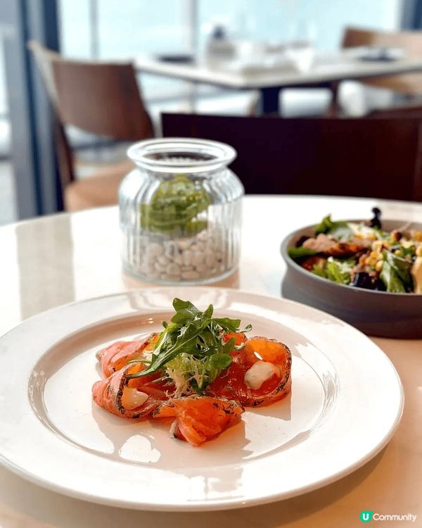 位於尖沙咀的 ʜᴀʀʙᴏᴜʀsɪᴅᴇ ɢʀɪʟʟ