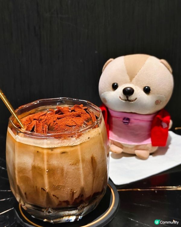 《黑白型格CAFE×慶祝生日好去處》