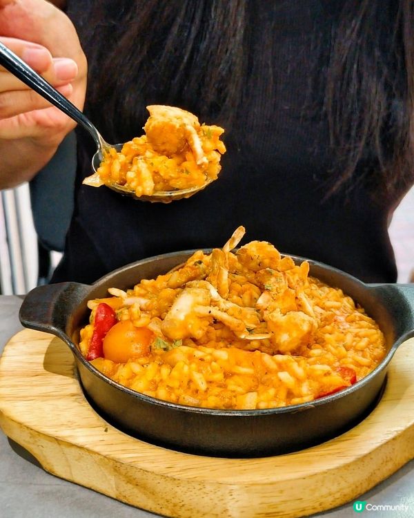 《黑白型格CAFE×慶祝生日好去處》