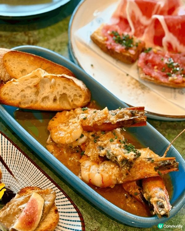 這間位於中環M88高層的西班牙餐廳 Quiero Más，環...