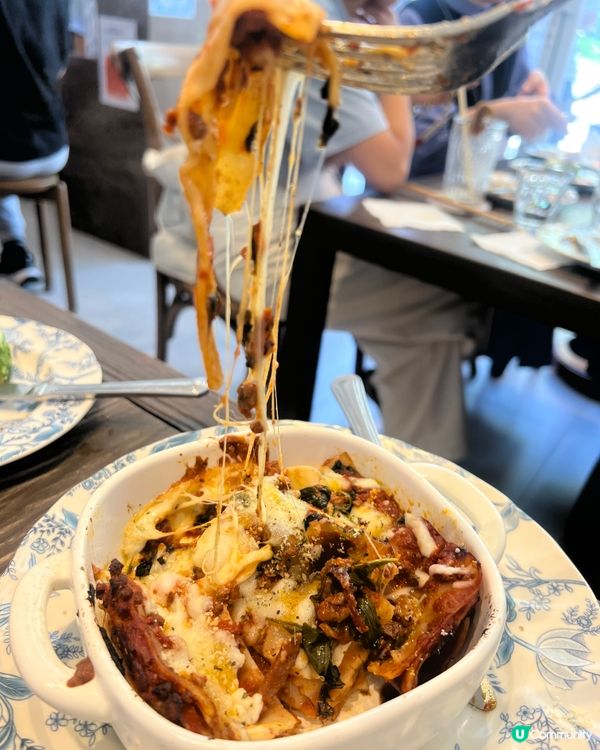 異國菜咖啡加芝士碎係靈魂