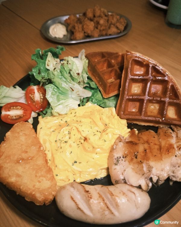 深水埗文青Cafe🤤！西日料理+甜品😋！