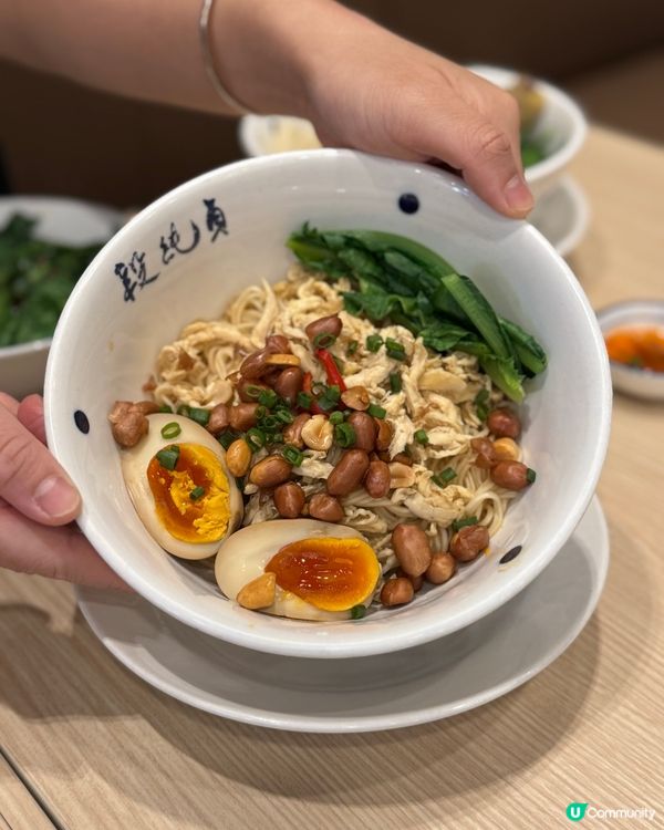 灣仔台式料理🤤！限定朱古力捏捏杯🍫