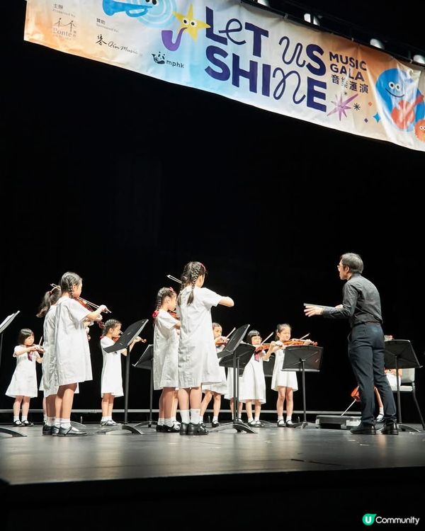 子女出色，母親倍感安慰