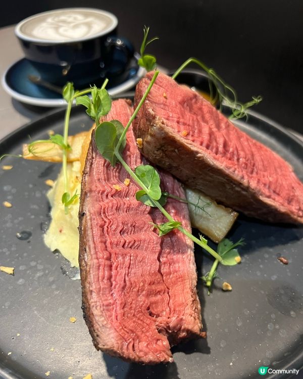 黑芝麻梳乎厘☁️！捲捲意粉超正😋！