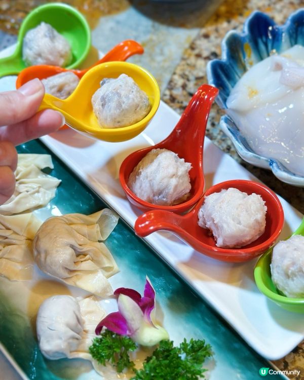 霓虹火鍋夜！老香港風味🔥🍲 15字