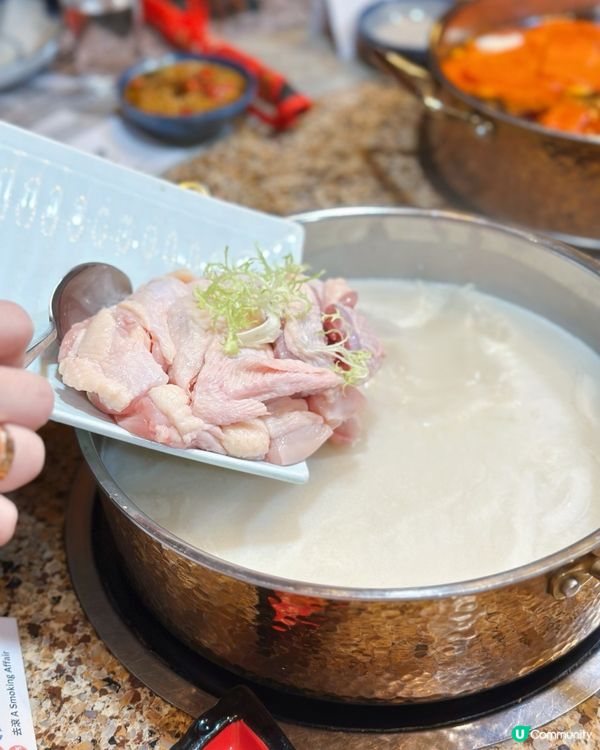 霓虹火鍋夜！老香港風味🔥🍲 15字