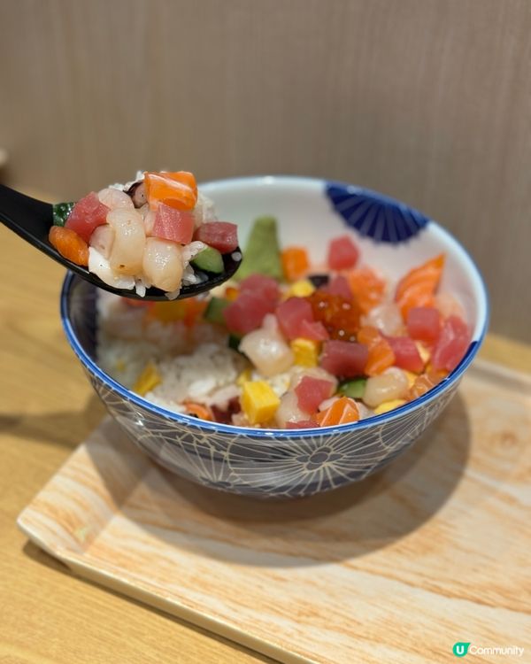 尖沙咀日式新鮮平價丼飯🤤！三文魚控必食！🍣$80有找🔥