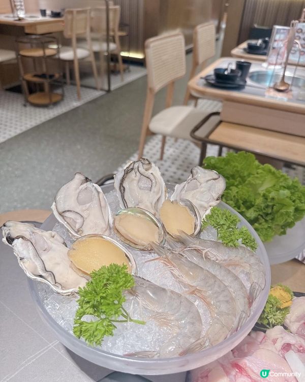 內地人氣椰子雞首間進駐旺角💥湯底採用原隻泰國椰青水💥