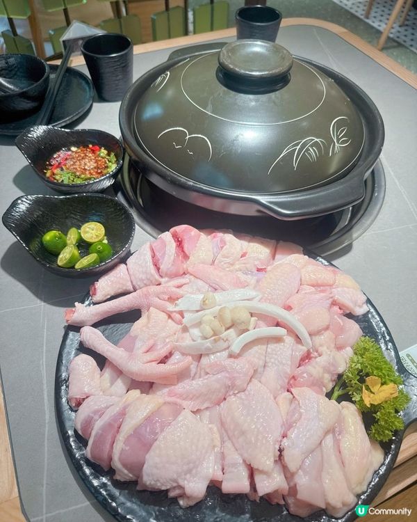 內地人氣椰子雞首間進駐旺角💥湯底採用原隻泰國椰青水💥