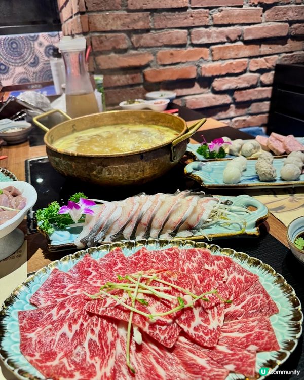 椰子雞火鍋🍲足料半隻雞兩個椰青🐔🥥