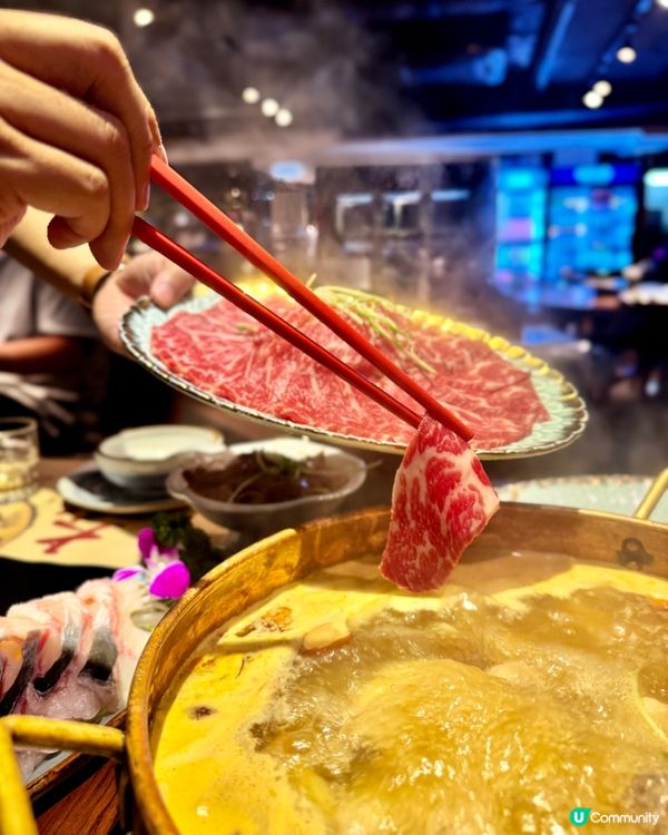 椰子雞火鍋🍲足料半隻雞兩個椰青🐔🥥