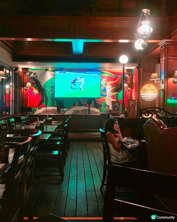 普吉島酒吧🍻三個菜任你揀😋 #性價比高