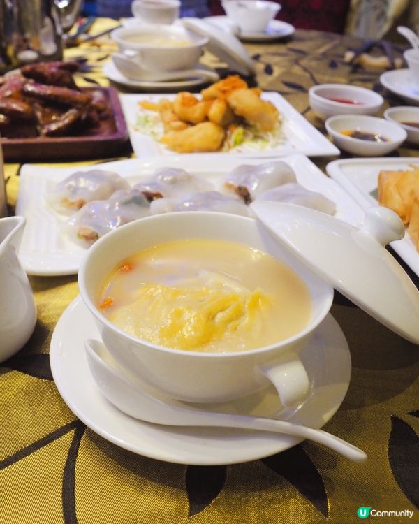 趁放假同屋企人去沙田萬怡酒店星海薈🫖 飲茶嘆點心🥢果然係TV...