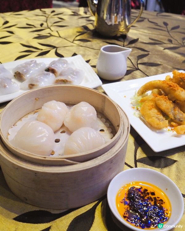 趁放假同屋企人去沙田萬怡酒店星海薈🫖 飲茶嘆點心🥢果然係TV...