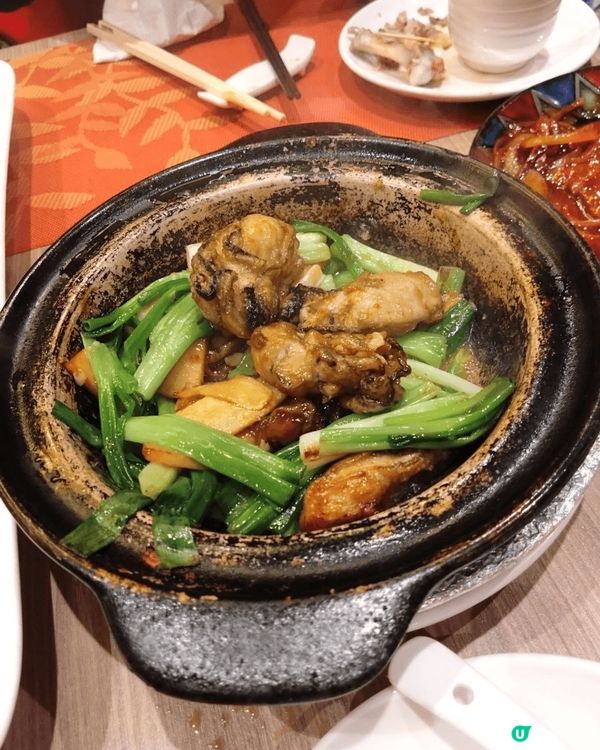 酥炸生蠔煲、鹹魚雞粒豆腐煲同馬拉盞芥蘭煲，三款廣東小菜真係好...