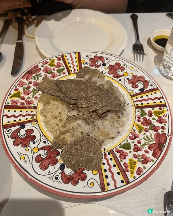 近排同朋友去咗呢一間La Favorita 度慶祝生日~ 成...