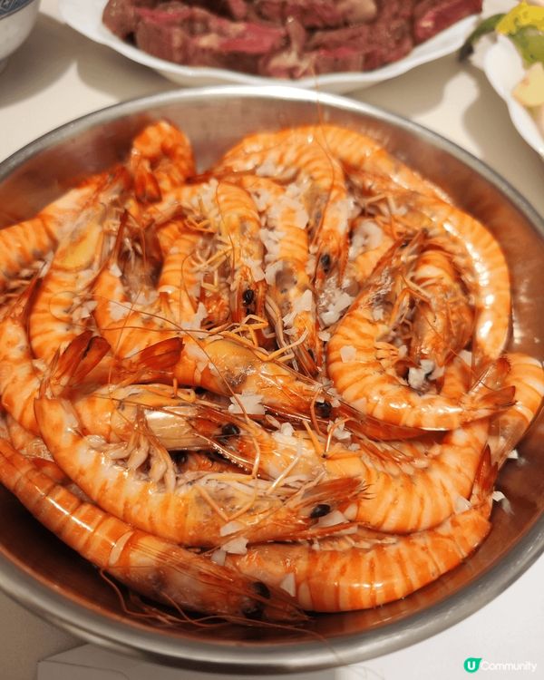 牛池灣街市真係正！想食海鮮嘅，記住去海鮮檔睇睇啲九節蝦，朝早...