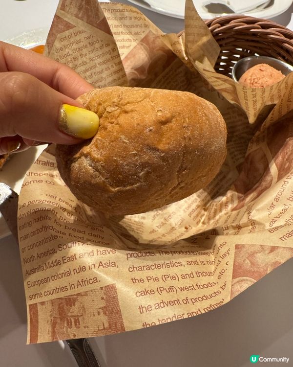 免費麵包籃勁好食！