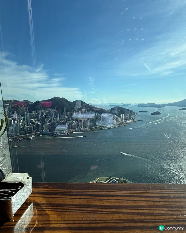 1.  麗斯卡爾酒店嘆海景！🦞🍝 必試龍蝦意粉！😋