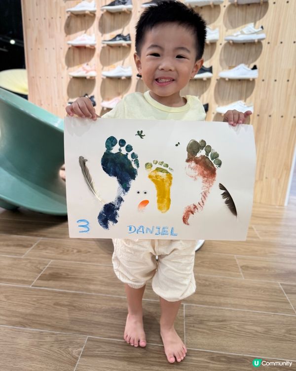 齊齊玩腳板👣🦶