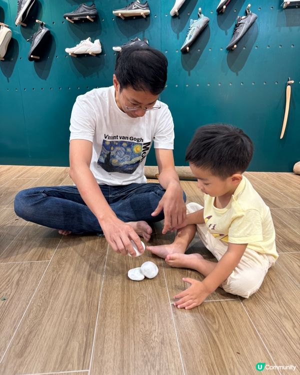 齊齊玩腳板👣🦶