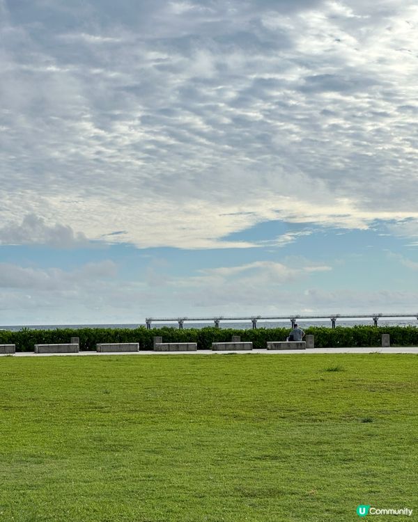 有海灘又有草地嘅打卡點🩵🌊