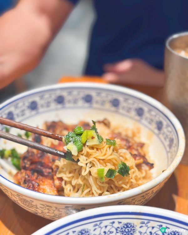 銅鑼灣大雞食堂🤤蔥油雞扒撈丁超正！😋 必試辣椒油🌶️