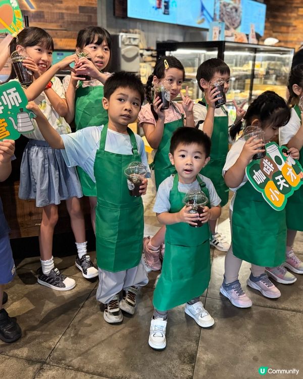 上深圳starbucks做小小咖啡師☕️