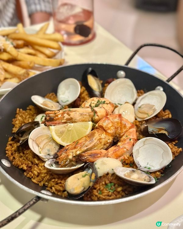 西班牙海鮮飯打卡📸！黑毛豬火腿正😋！