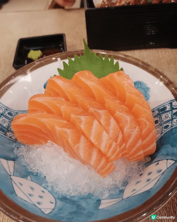 同家人去咗位於 天水圍嘅日式餐廳 十勝牛， 餐牌有好多唔同嘢...