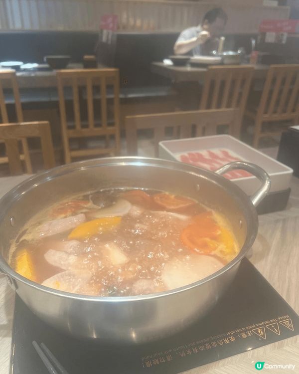 蜜桃沙冰、茶飲、火鍋