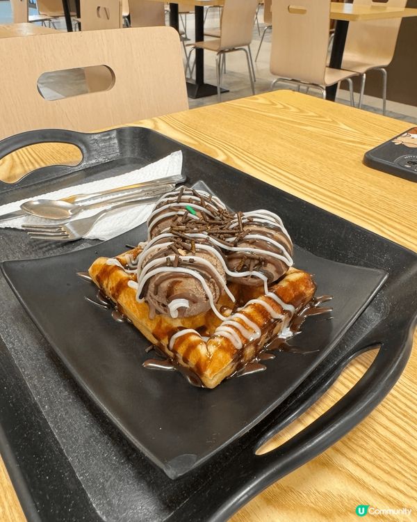 去斯里蘭卡食唔少嘢，呢度嘅漢堡、窩夫同新地都好平，可以大飽口...