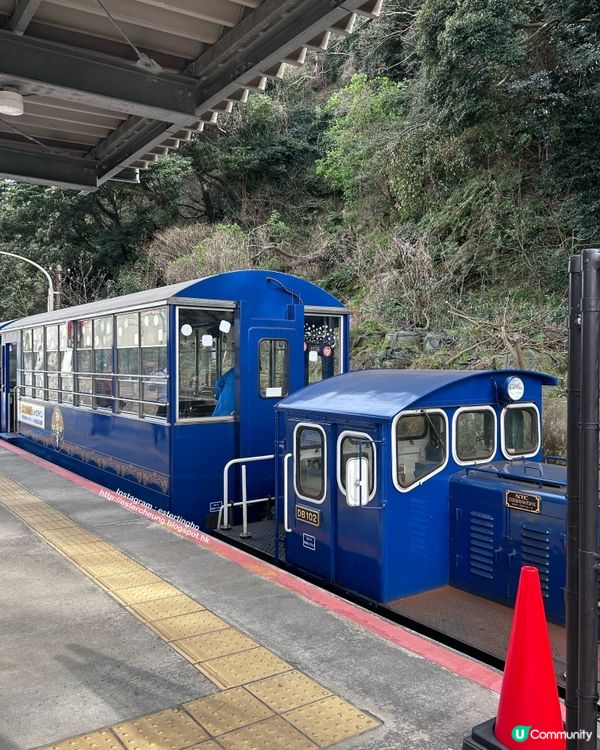 搭乘日本慢行復古小火車 💕 欣賞門司港景色