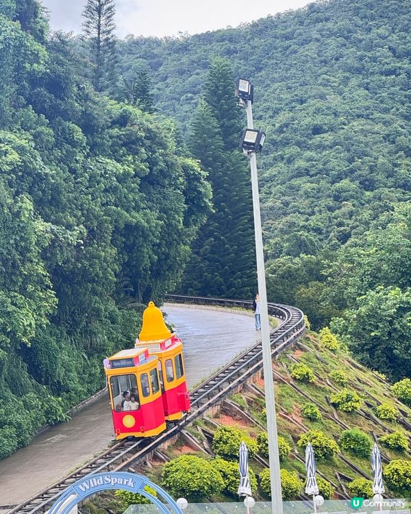 好似嚟到斧山坐小火車🚂🚂🚂快衝呀🤩🤩