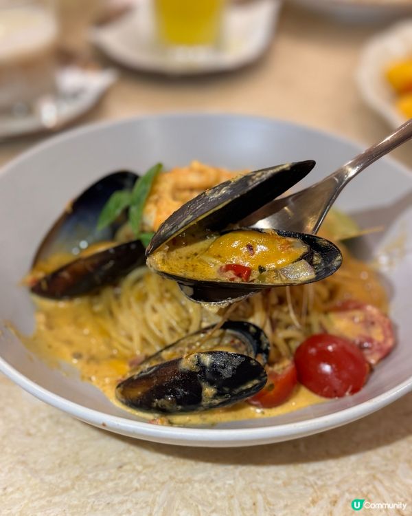 尖沙咀超打卡咖啡店☕️🤤必食泰式芒果糯米飯梳乎厘🥭💖