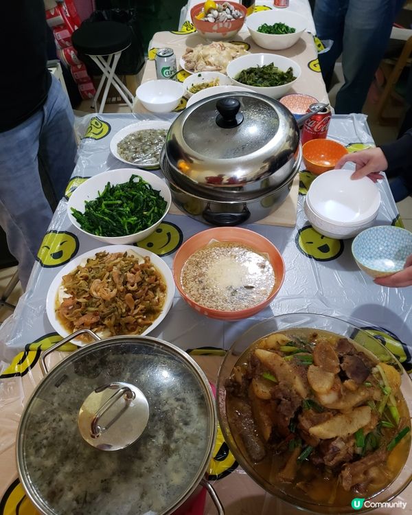 1.  十八餸勁掂！中秋聚餐😋 朋友大廚勁👍🏻！