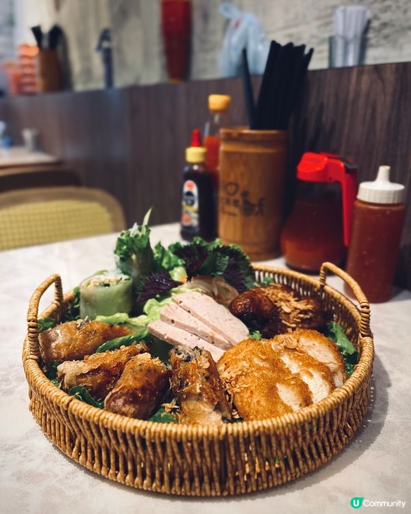 尖沙咀免收加一正宗越南菜😋！ 