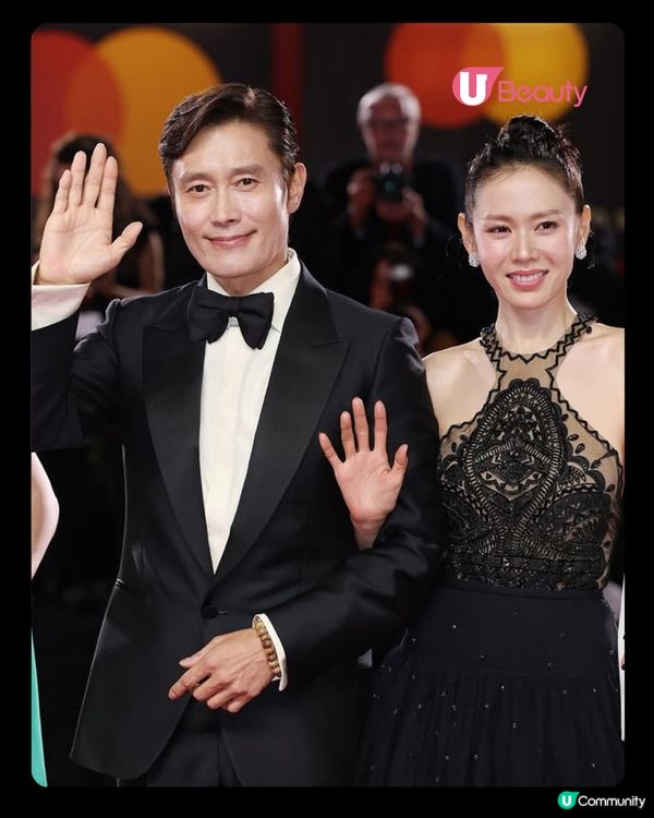 孫藝真、李炳憲踏上威尼斯紅毯 兩套仙氣造型亮相