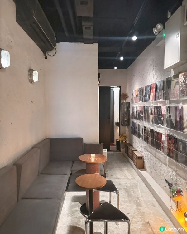 黑膠唱片與雞尾酒的晚上