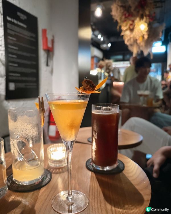 黑膠唱片與雞尾酒的晚上