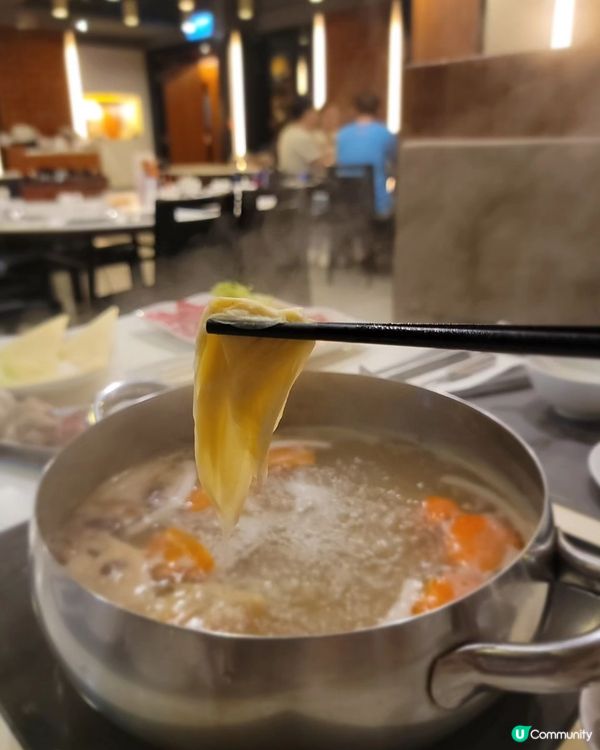 銅鑼灣私隱火鍋！椰子雞湯底勁正🤤🍲