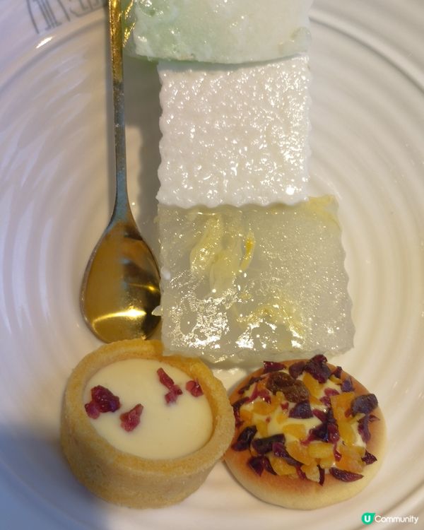 今日去咗觀塘亞太中心到食泰金鍋泰國自助餐