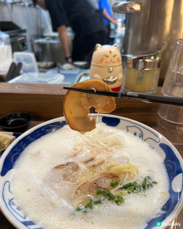 餐廳坐落於牛頭角既隱世小店,我鐘意佢地冇加一收費😍👏🏻 