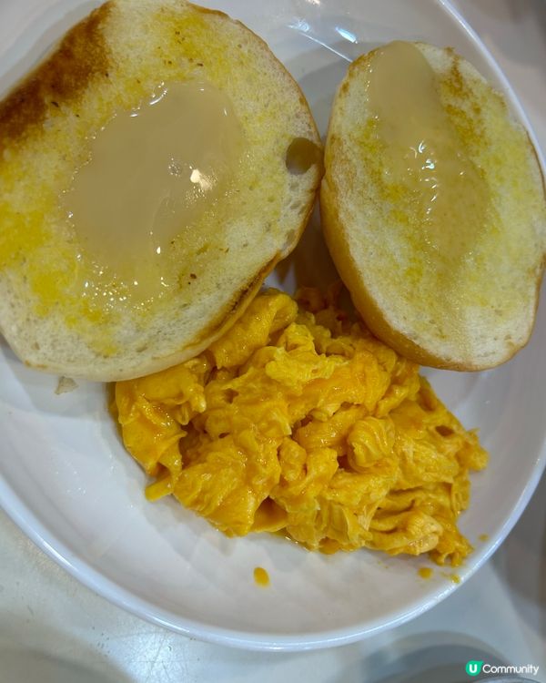 鮮粟米忌廉湯通粉 蔥花炒蛋厚多士