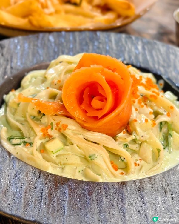 二刷cafe，開心果麻糬梳乎厘🤤！四人食爆滿足！😋