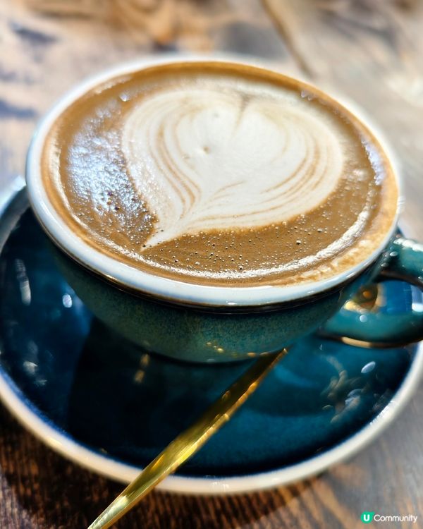 二刷cafe，開心果麻糬梳乎厘🤤！四人食爆滿足！😋